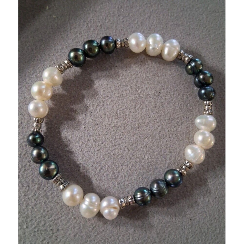 Ying Yang black & white freshwater baroque pearl stretch bracelet & silver beads